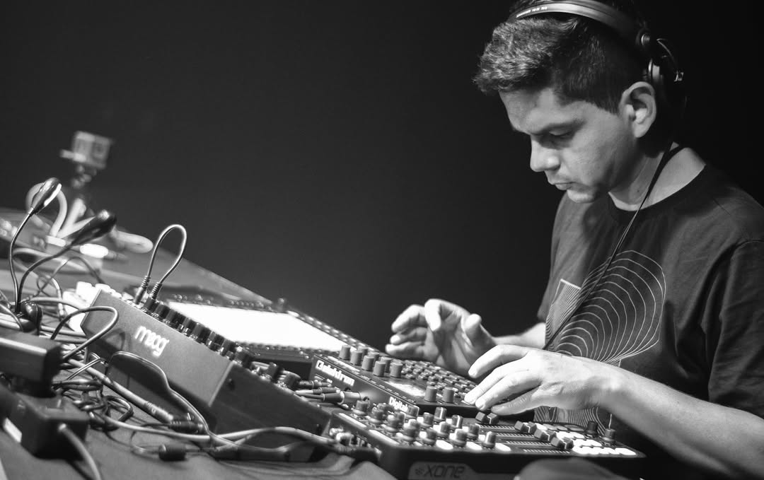 Live set at Bloc